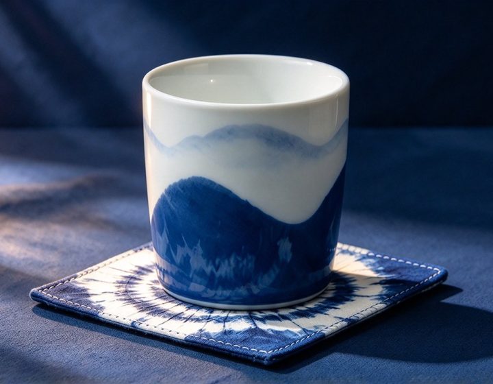 蓝白渐变山峦主人杯